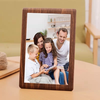 10.1 Inch Smart WiFi Digital Photo Frame HD IPS LCD 1280x800 Risoluzione 16GB Storage Musica Nuvola di plastica condividere tramite Frameo App